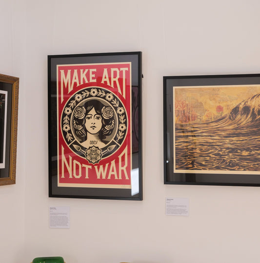 SHEPARD FAIREY - MAKE ART NOT WAR