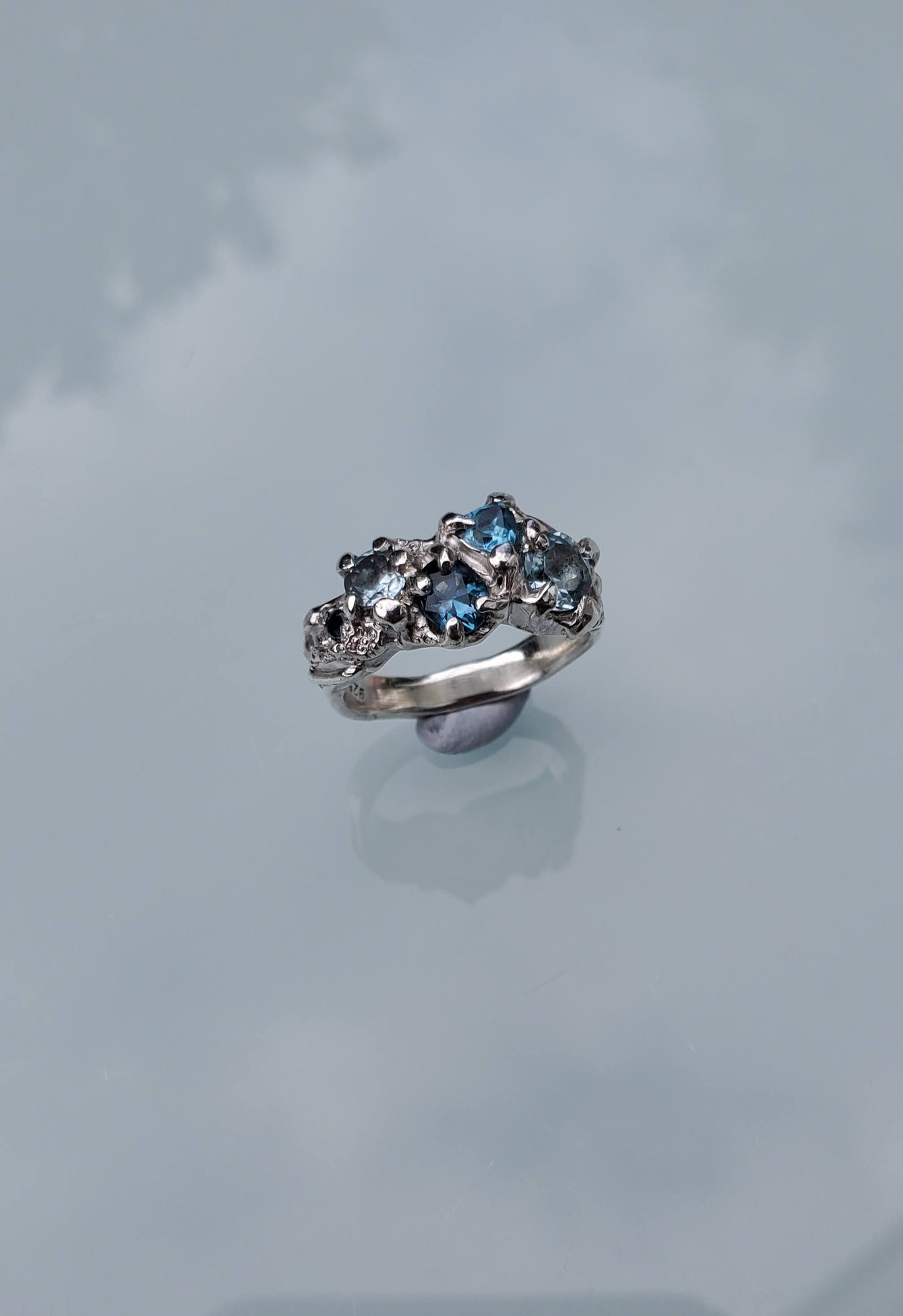Frosted Ring