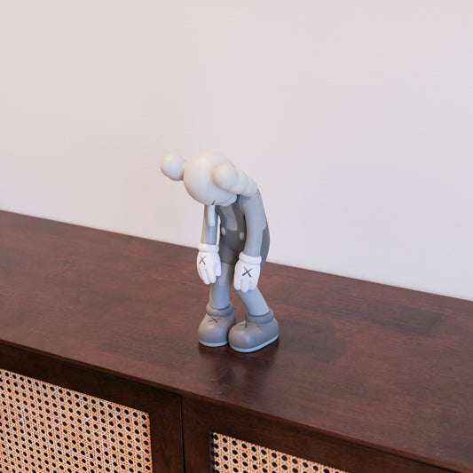KAWS - SMALL LIE (GREY)