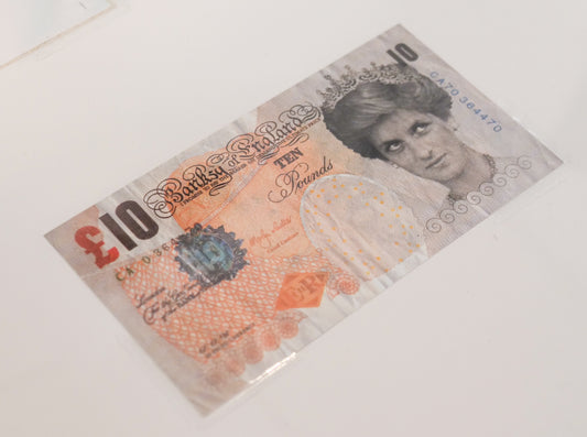 Di-Faced Tenner